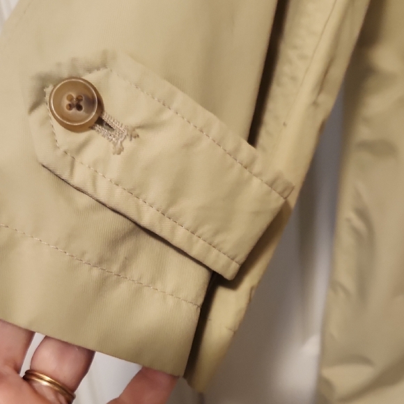 Lands End Tan Trench Coat Lightweight Classic Style - Picture 11 of 12